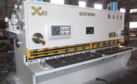 QC11Y-16×3200闸式剪板机